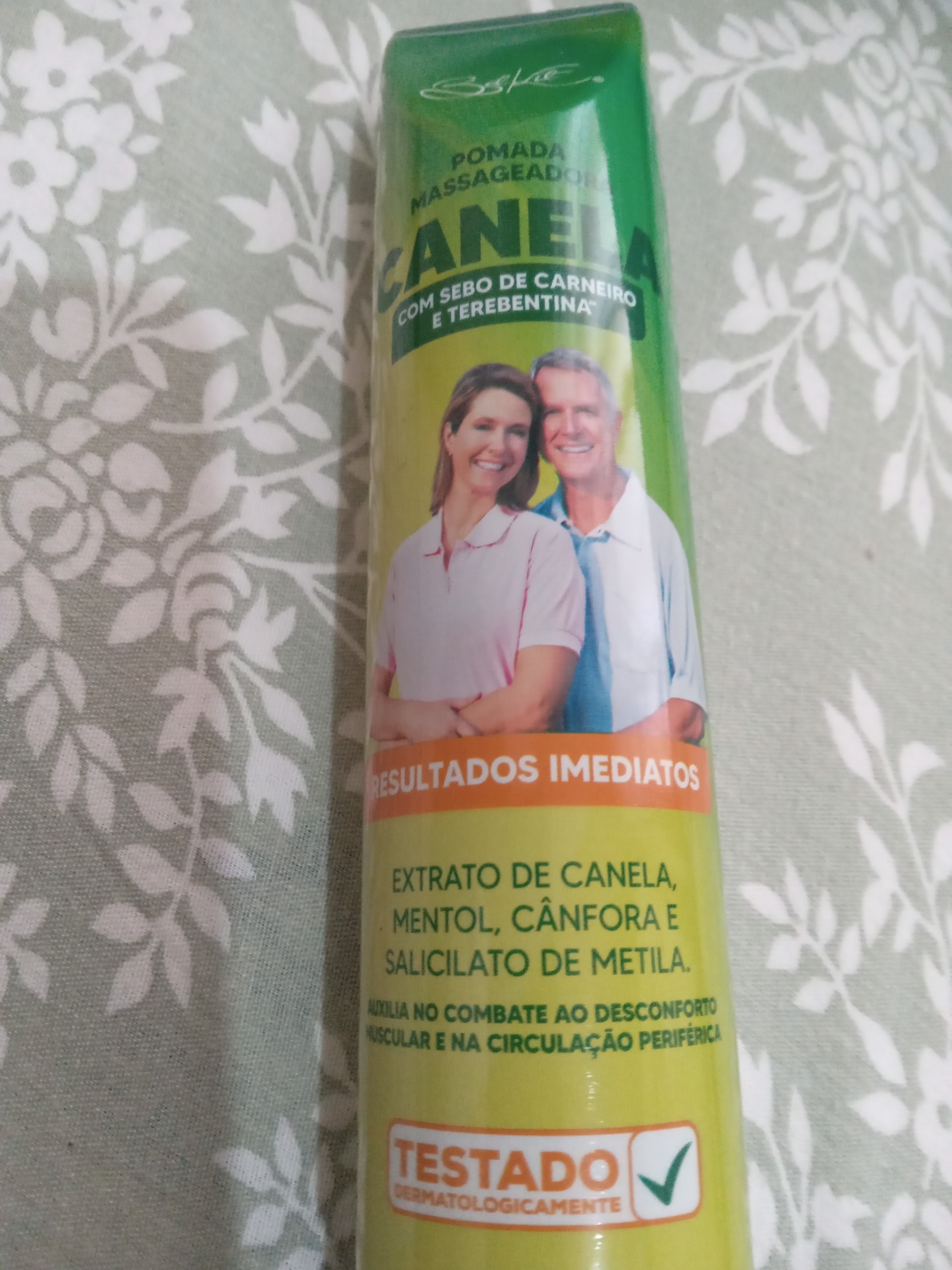 Pomada massegeadora canela de velho com sebo de carneiro 150g somente $10,00